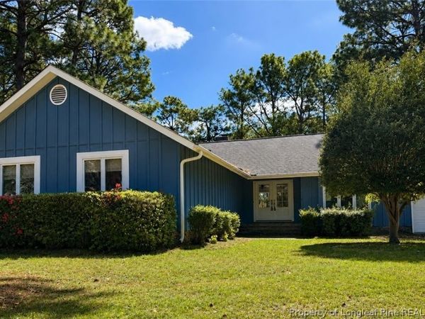 6851 Uppingham Road , Fayetteville, NC 28306