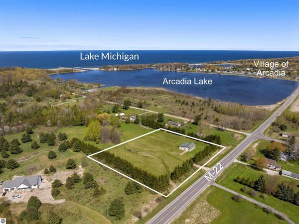 Northwood Highway, Arcadia, MI 49613