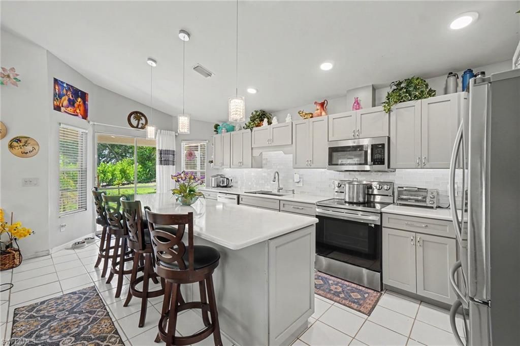 15212 Palm Isle Dr , Fort Myers, FL 33919 Photo