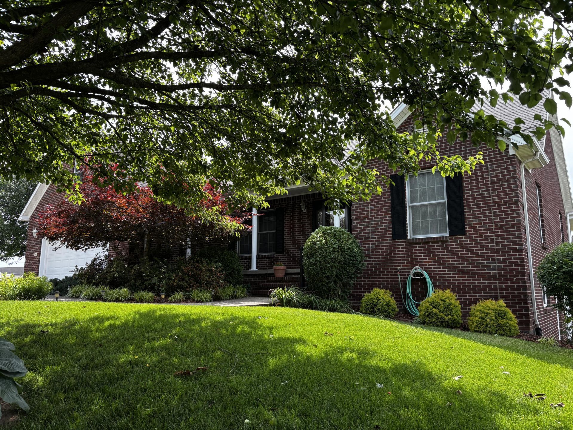 844 Isaac Shelby Circle, Frankfort, KY 40601 Main Photo