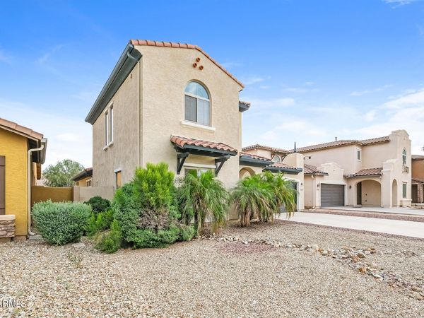 10012 W MARGUERITE Avenue, Tolleson, AZ 85353