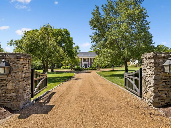 2451 Old Hickory Blvd, Nashville, TN 37221