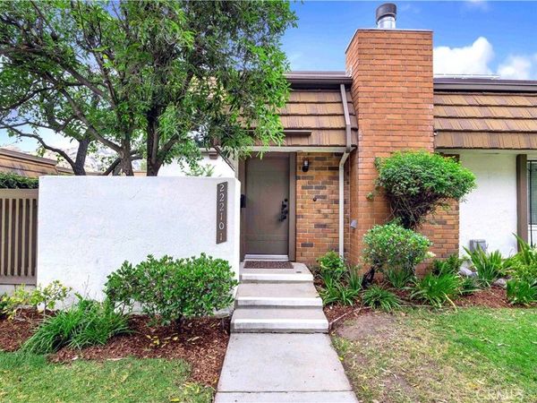 22210 James Alan Circle, Unit 1, Chatsworth, CA 91311
