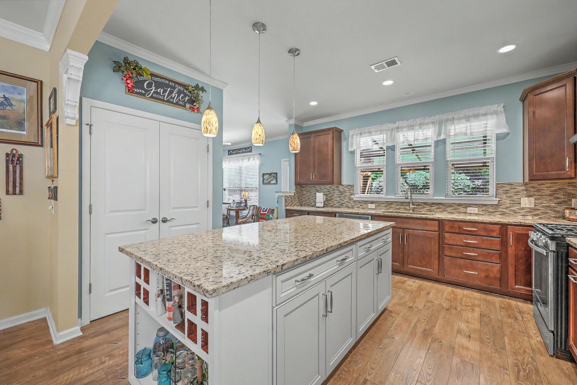 614 Battery Edge Drive Photo 16