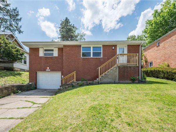 239 Pointview , Pittsburgh, PA 15227