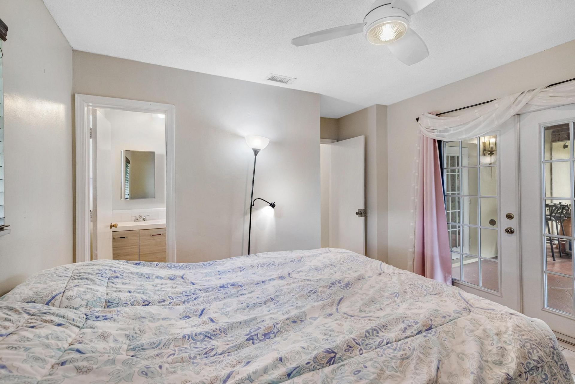 2707 NW 53rd Street, Fort Lauderdale, FL 33309 Photo