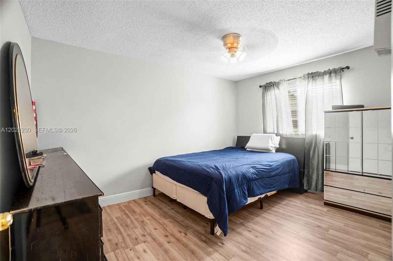 6667 NW 1st St , Margate, FL 33063 Photo