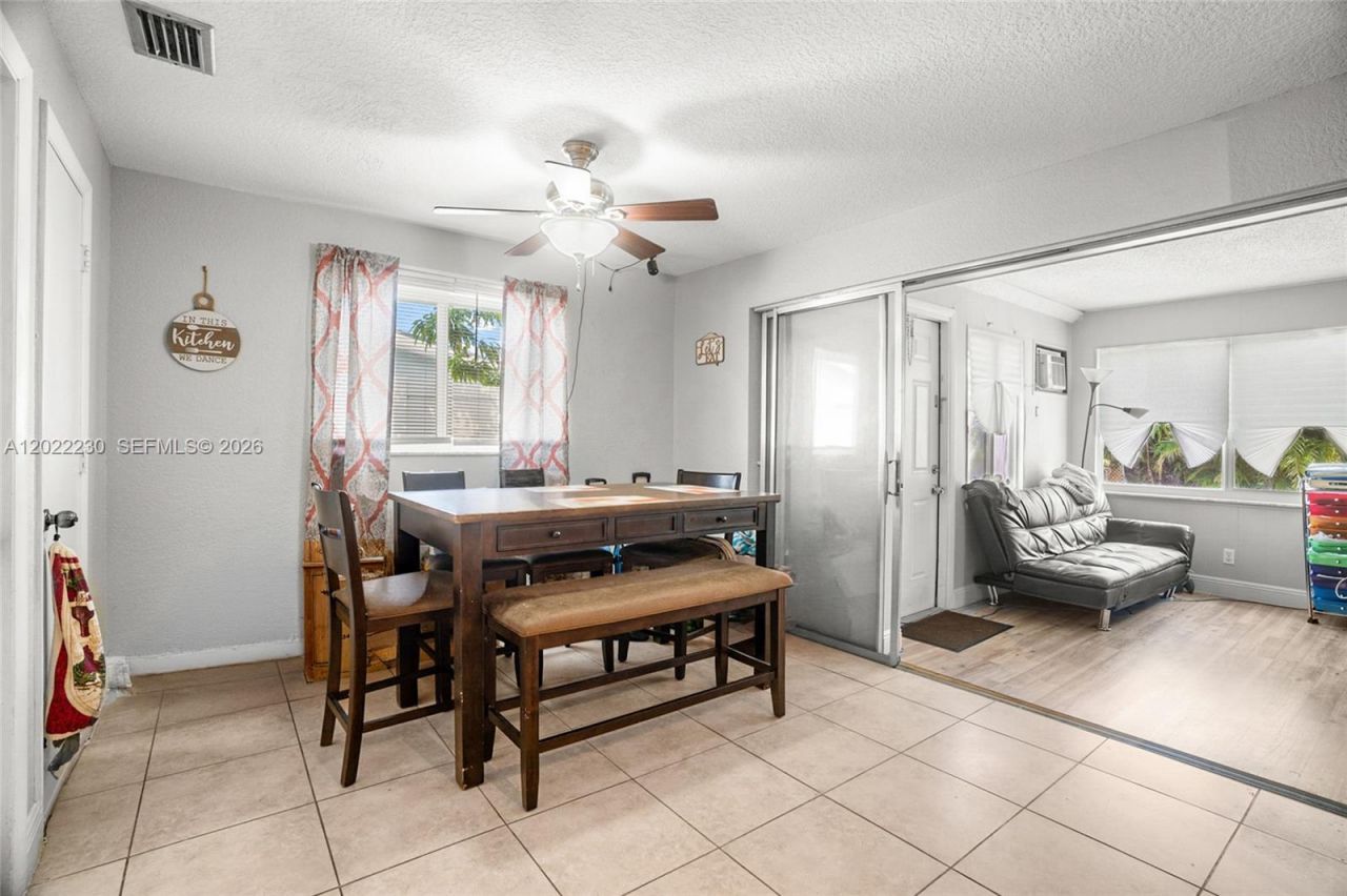 6667 NW 1st St , Margate, FL 33063 Photo