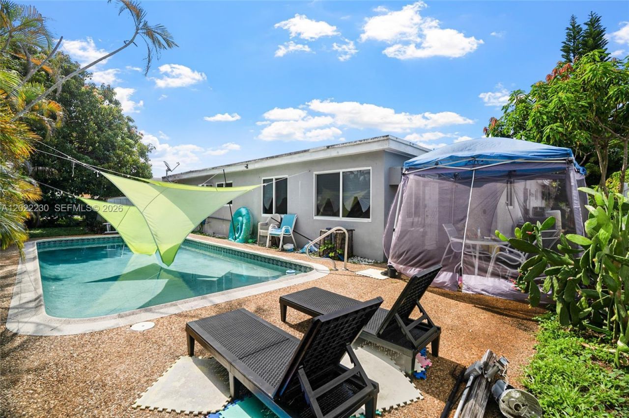 6667 NW 1st St , Margate, FL 33063 Photo