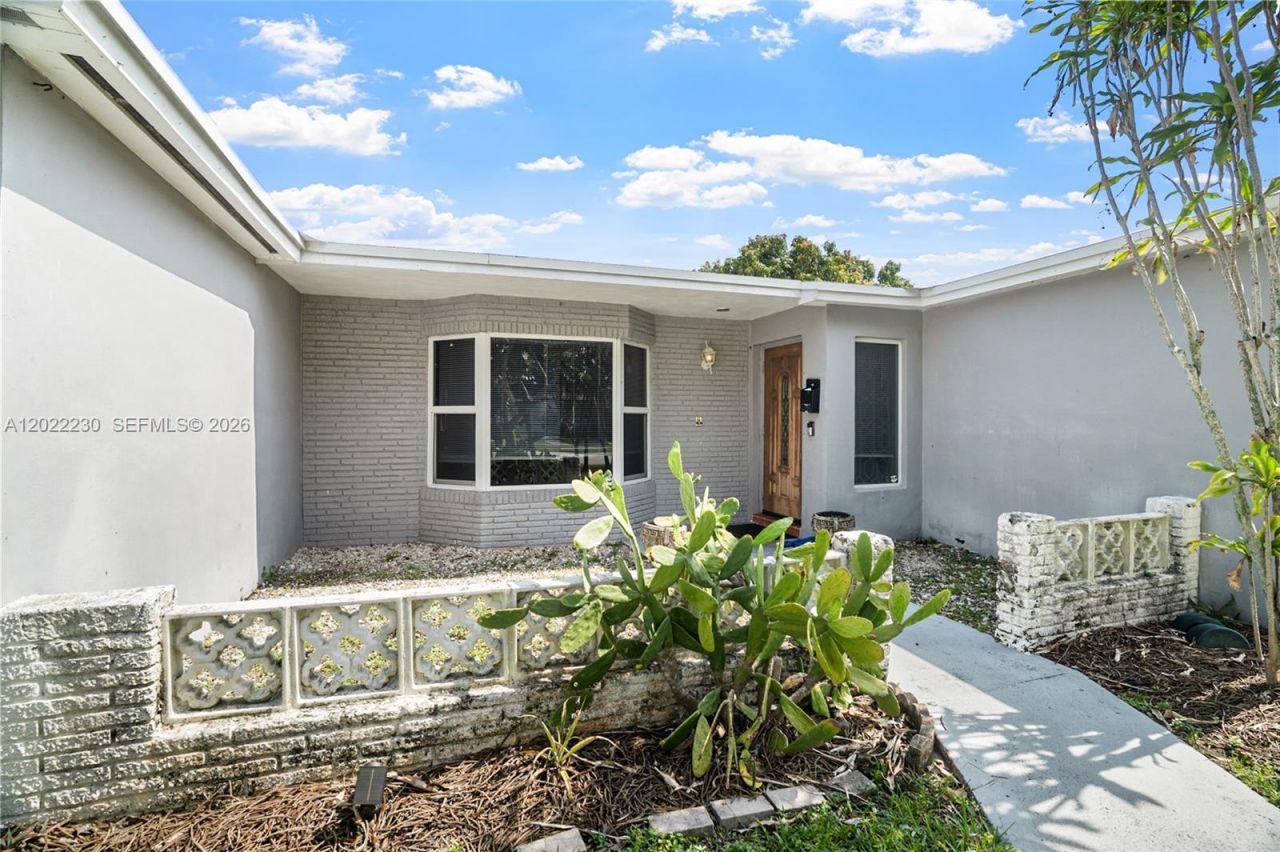 6667 NW 1st St , Margate, FL 33063 Photo