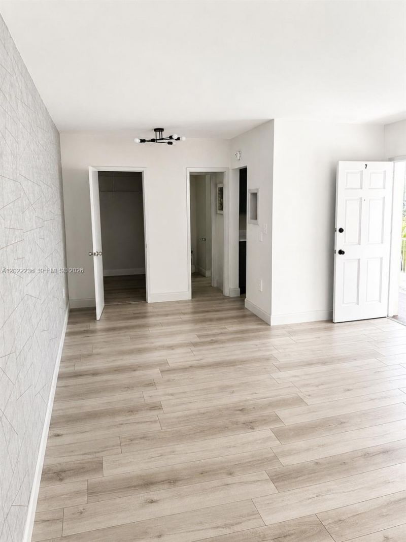 500 13th St , Unit 7, Miami Beach, FL 33139 Photo