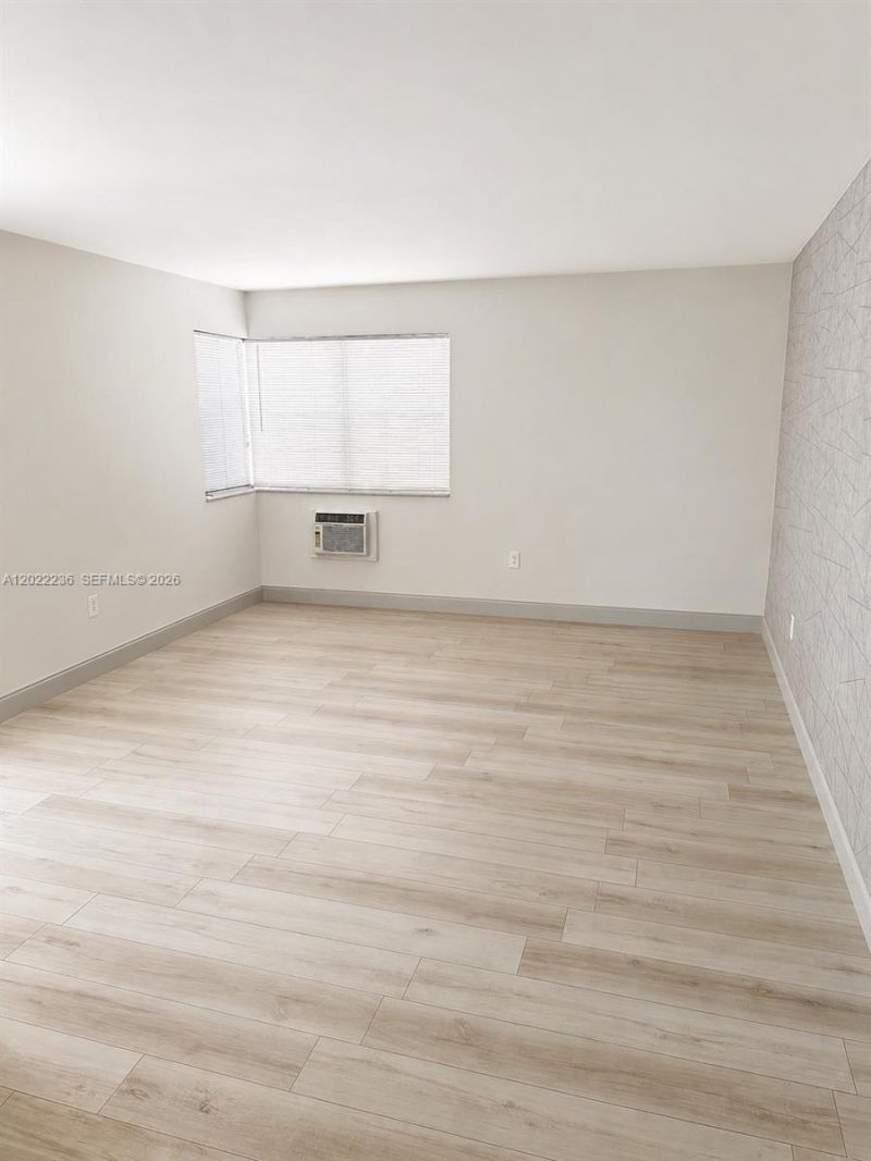500 13th St , Unit 7, Miami Beach, FL 33139 Photo