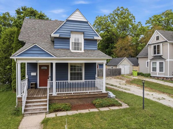 507 Parish Street, Delavan, WI 53115