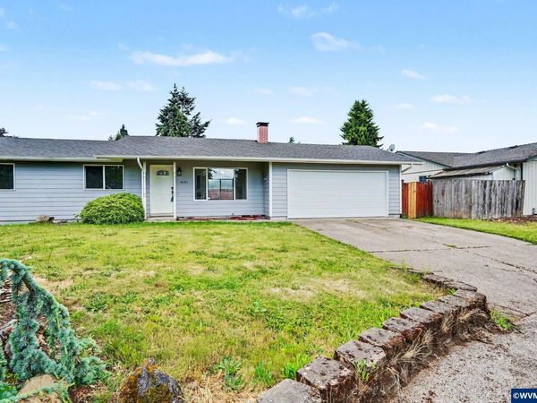 4681 Buckskin Ct NE, Salem, OR 97305