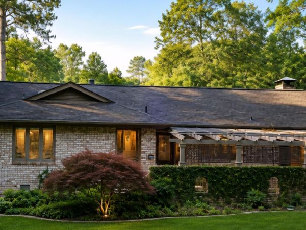 2469 Circlewood Road NE, Atlanta, GA 30345