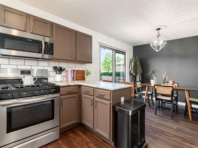 5906 Westbend Drive, Galloway, OH 43119 Photo 13