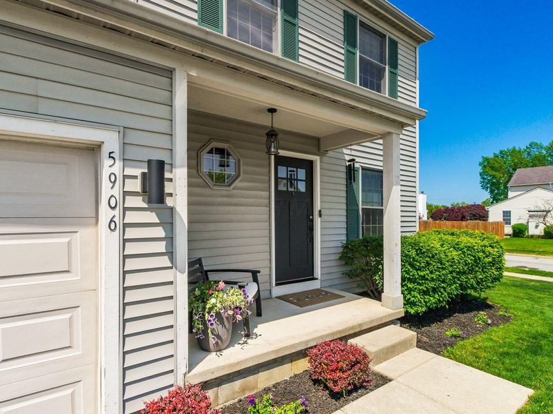 5906 Westbend Drive, Galloway, OH 43119 Photo 2