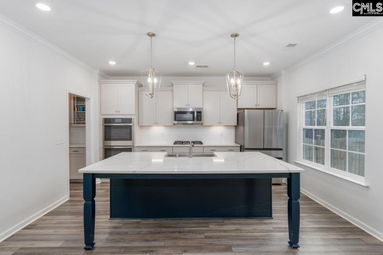 822 Ruskin Drive  Photo 4