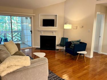 1010 Kingswood Drive, Unit Apt G, Chapel Hill, NC 27517