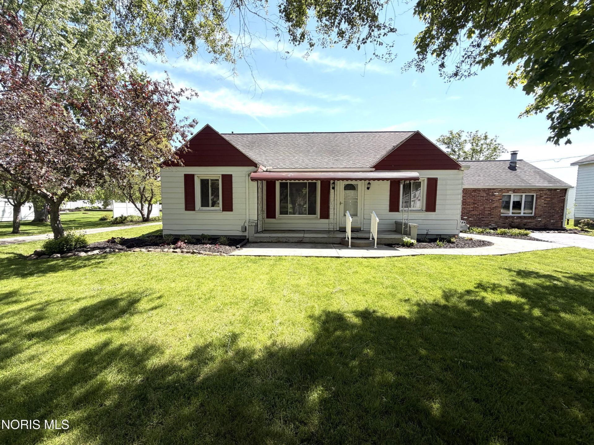210 School Street, Luckey, OH 43443 Main Photo