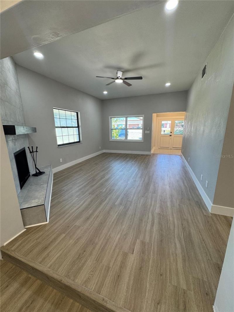 332 Big Tree Road , South Daytona, FL 32119 Photo