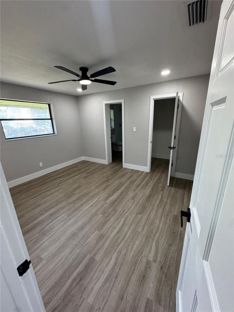 332 Big Tree Road , South Daytona, FL 32119 Photo