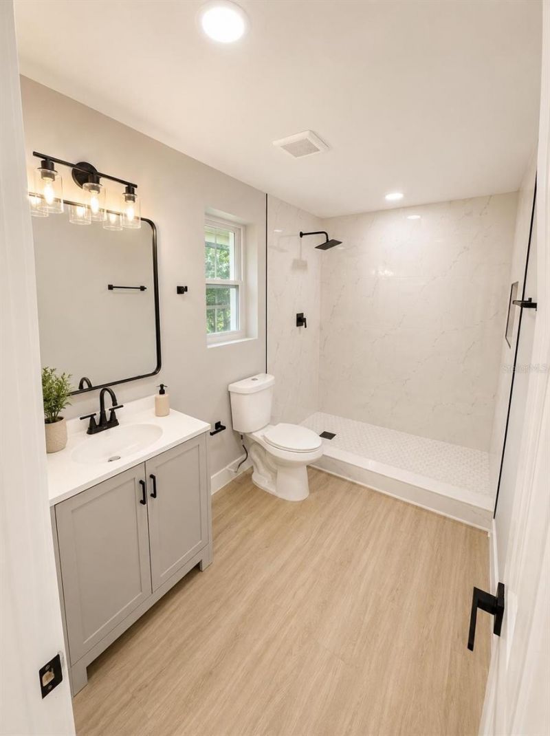 332 Big Tree Road , South Daytona, FL 32119 Photo