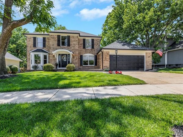 164 Crestmont Circle, Wildwood, MO 63040
