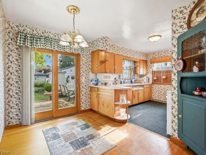 1172 Westwood Drive NW, Warren, OH 44485 Photo 12
