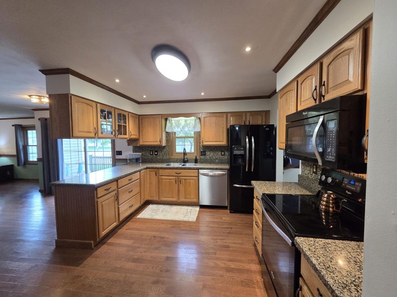 111 Jacobs Drive, Wapakoneta, OH 45895 Photo 10