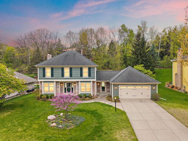 8053 Galway Road, Woodbury, MN 55125
