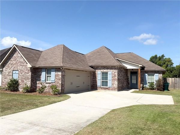31357 SWEETWATER RIDGE Drive, Walker, LA 70785