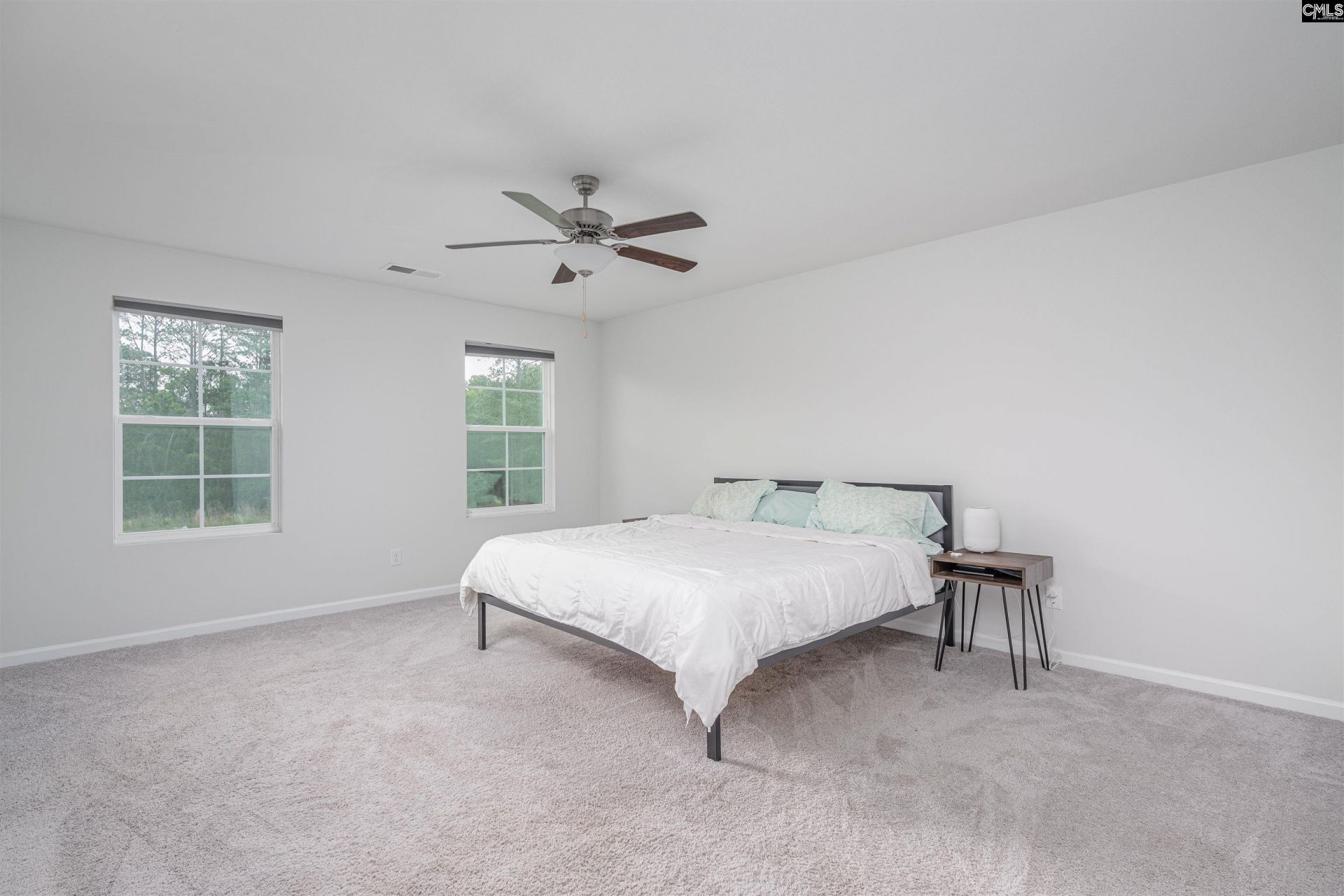 646 Penfolds Way  Photo 12