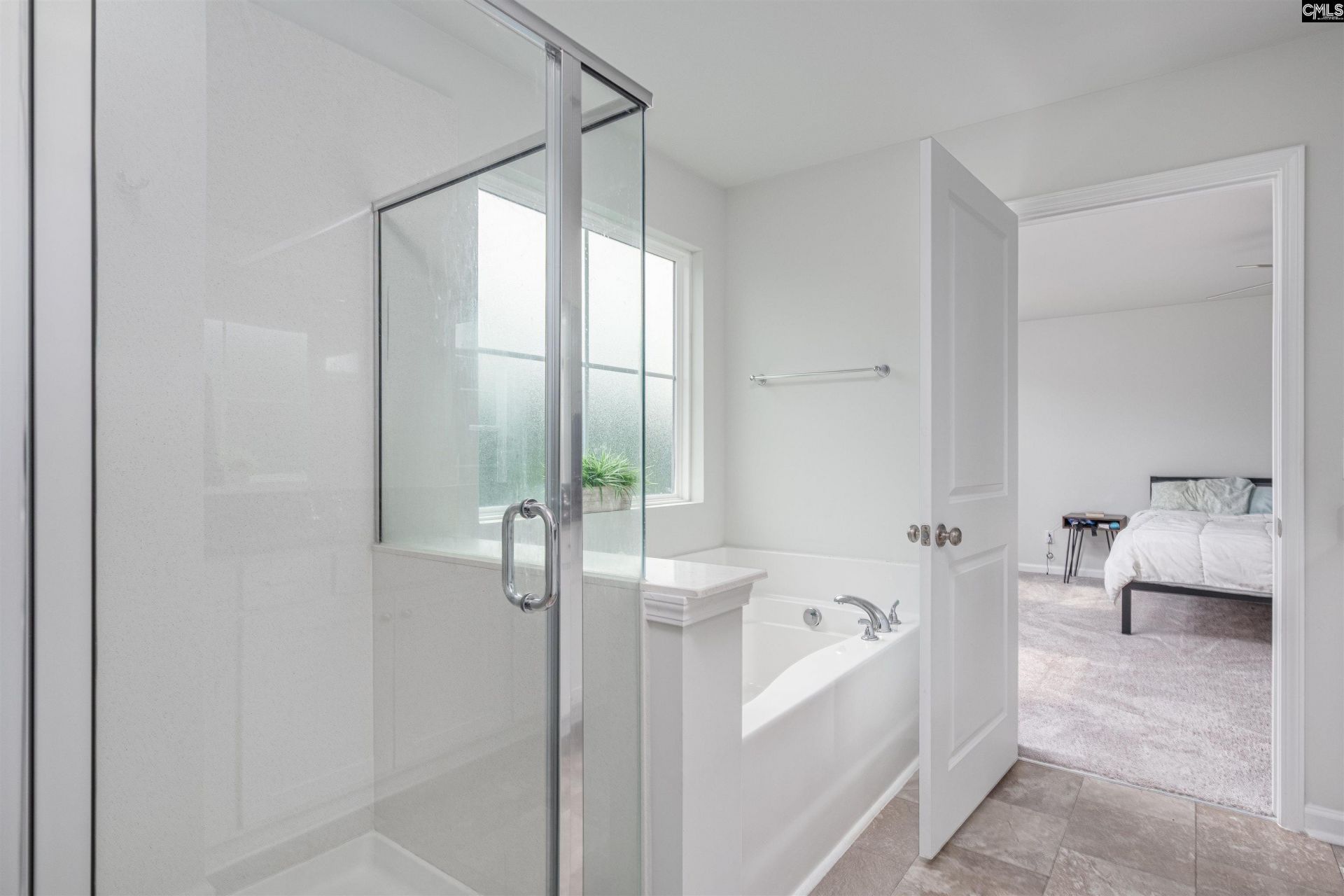 646 Penfolds Way  Photo 17