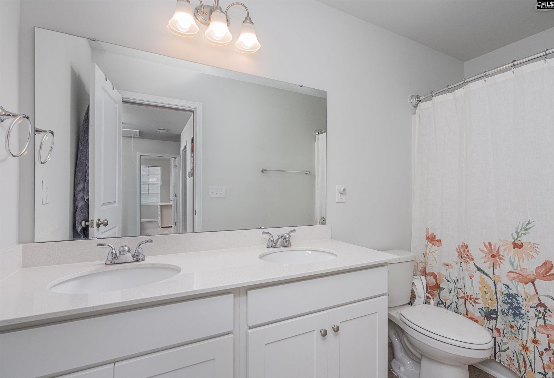 646 Penfolds Way  Photo 19