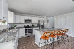 646 Penfolds Way  photo 4