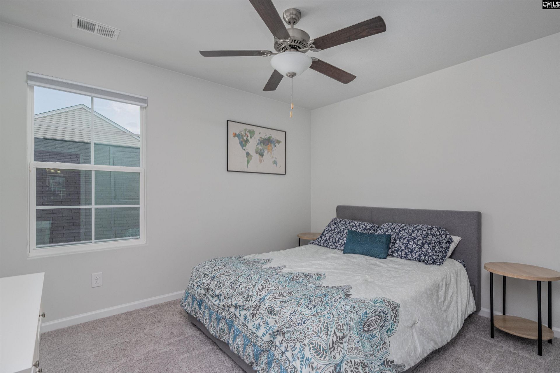 646 Penfolds Way  Photo 21