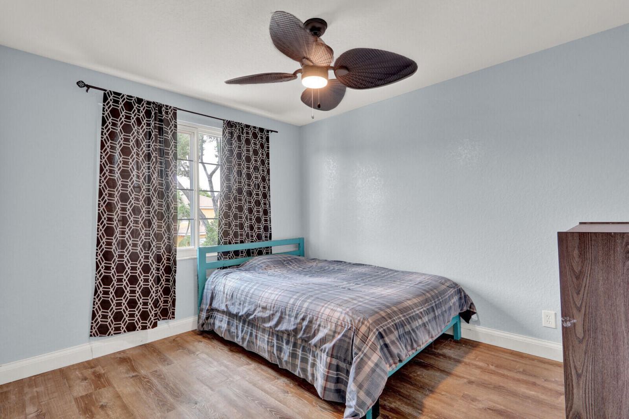 3300 Commodore Court, West Palm Beach, FL 33411 Photo