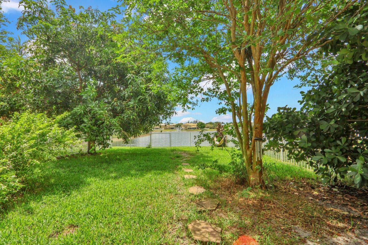3300 Commodore Court, West Palm Beach, FL 33411 Photo