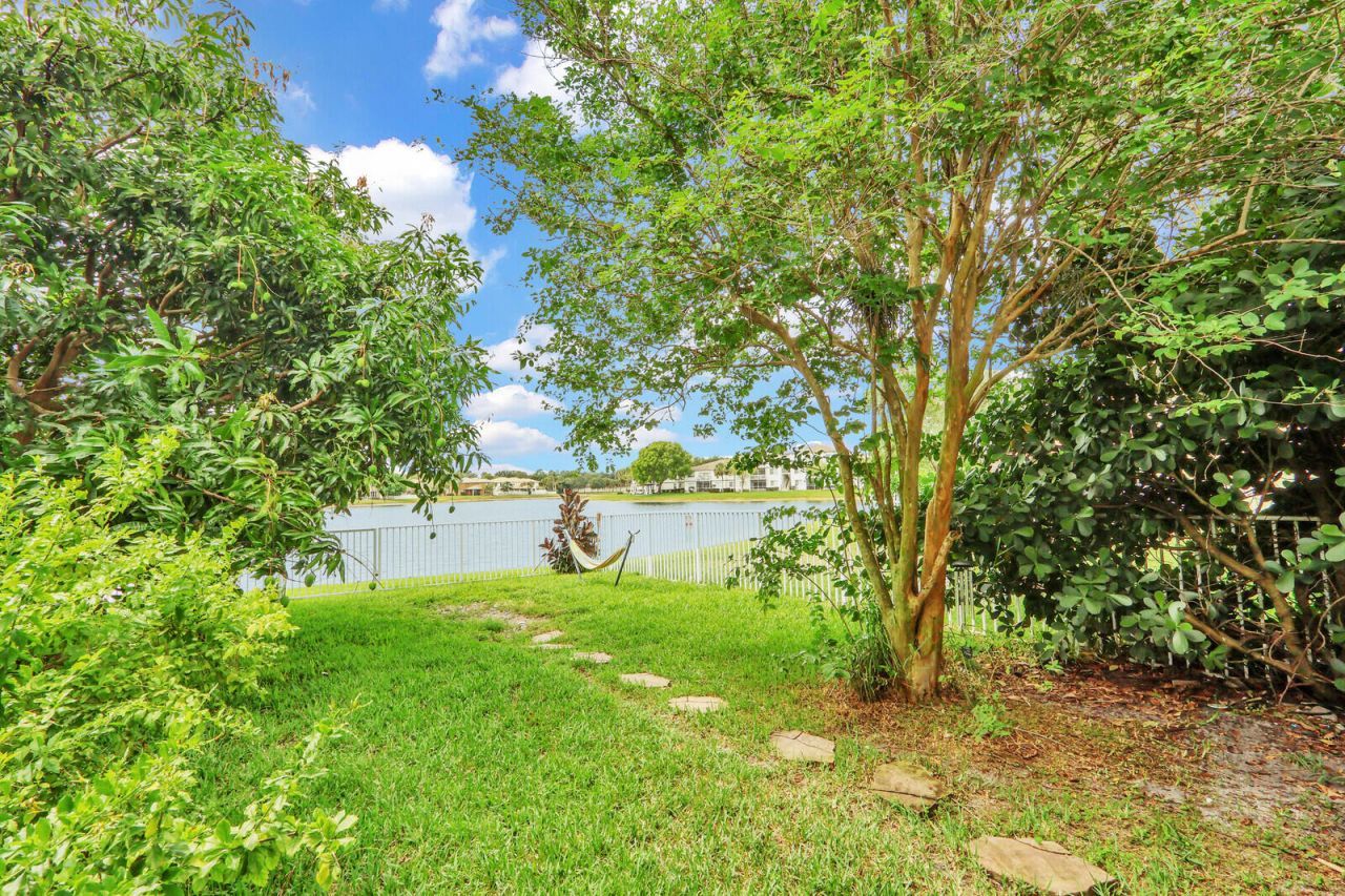 3300 Commodore Court, West Palm Beach, FL 33411 Photo