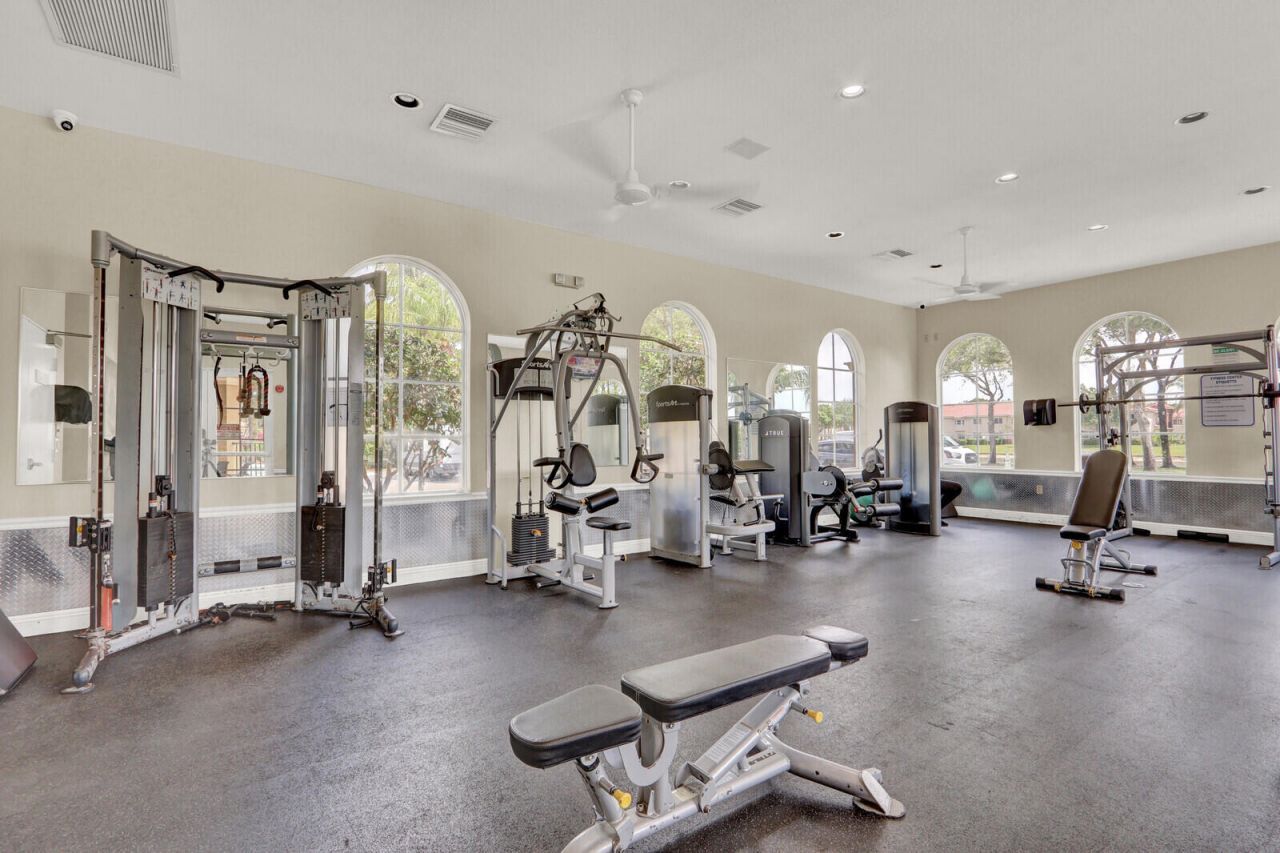 3300 Commodore Court, West Palm Beach, FL 33411 Photo