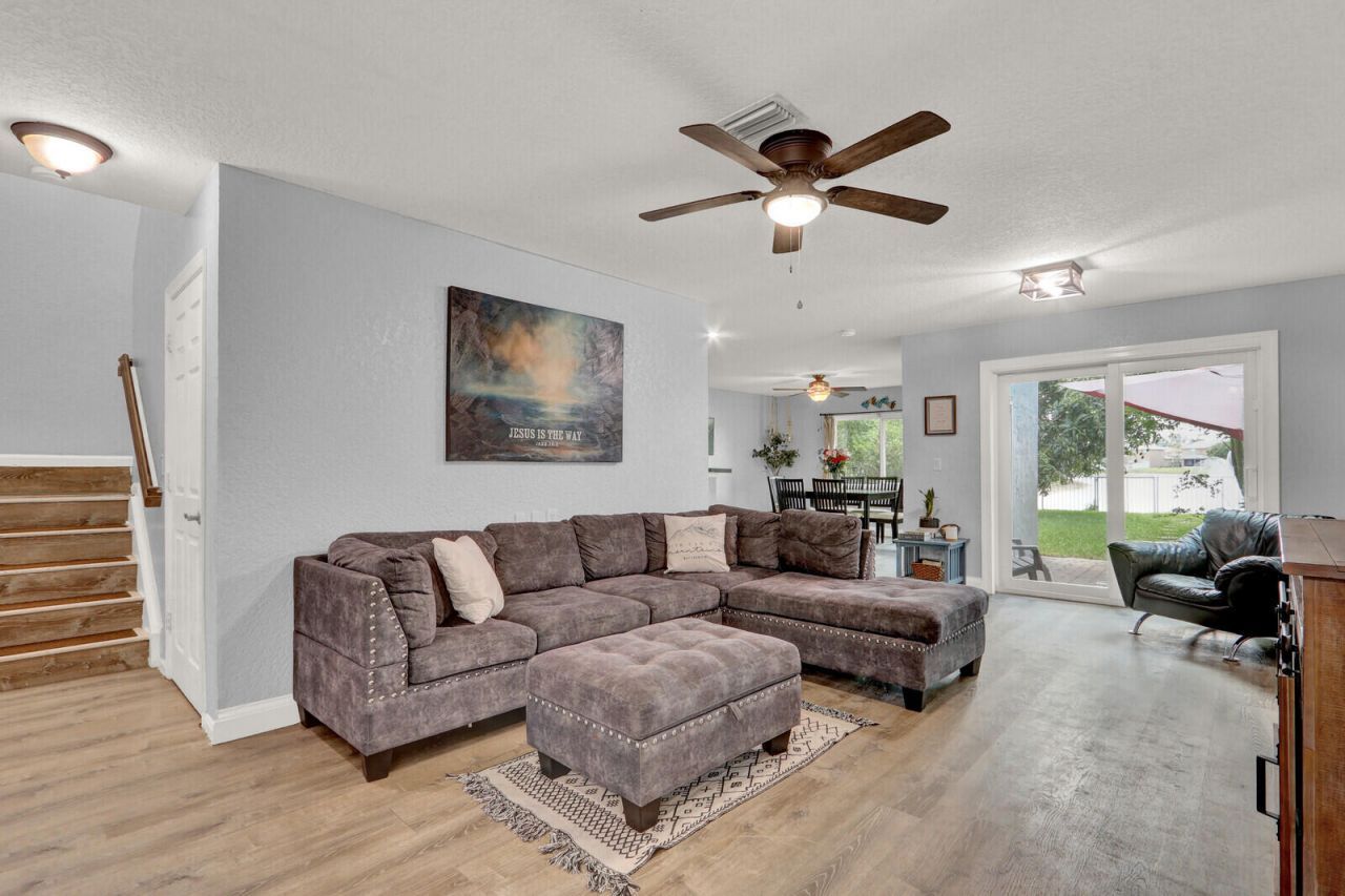 3300 Commodore Court, West Palm Beach, FL 33411 Photo