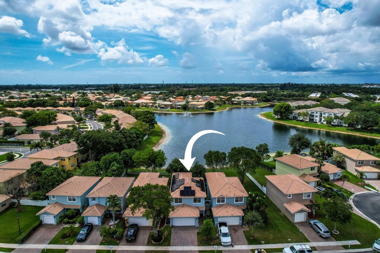 3300 Commodore Court, West Palm Beach, FL 33411 Photo