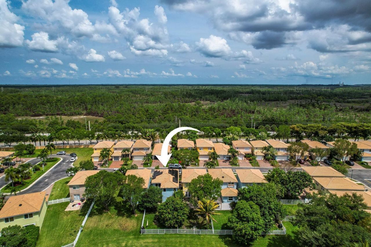 3300 Commodore Court, West Palm Beach, FL 33411 Photo