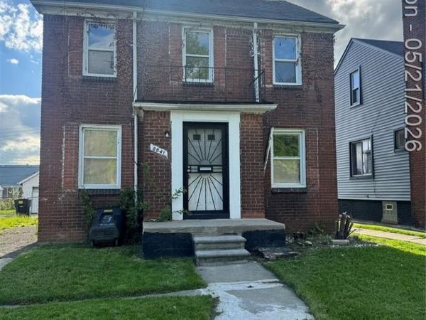 8841 Mendota Street , Detroit, MI 48204