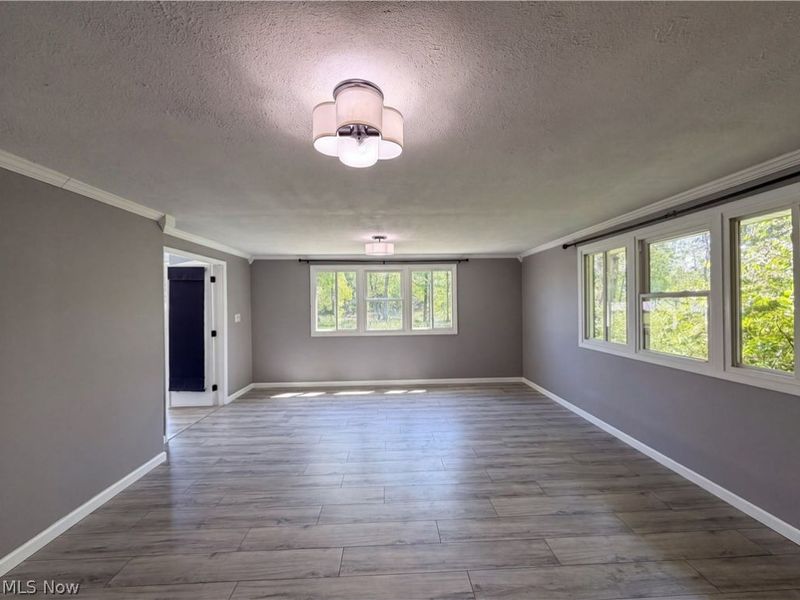23691 Redfern Road, Columbia Station, OH 44028 Photo 9