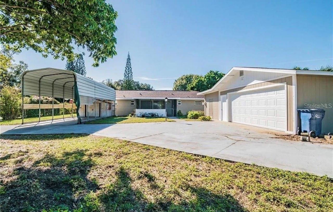 313 24th Avenue E, Bradenton, FL 34208 Photo