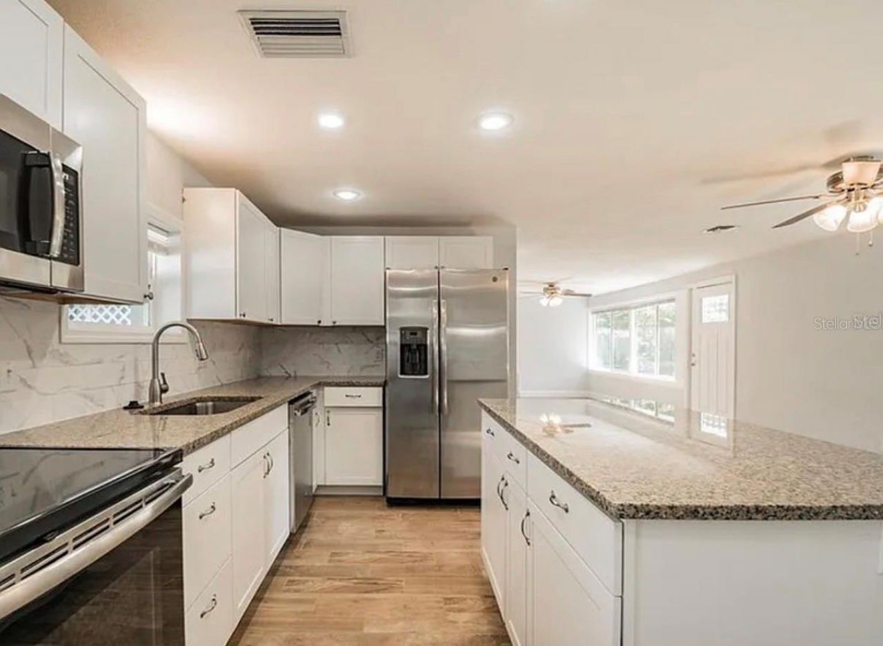 313 24th Avenue E, Bradenton, FL 34208 Photo