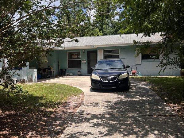 1078 N GERTRUDE COURT , DAYTONA BEACH, FL 32117