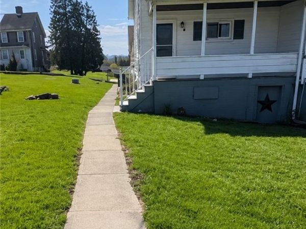 5 First Street, Star Junction, PA 15482